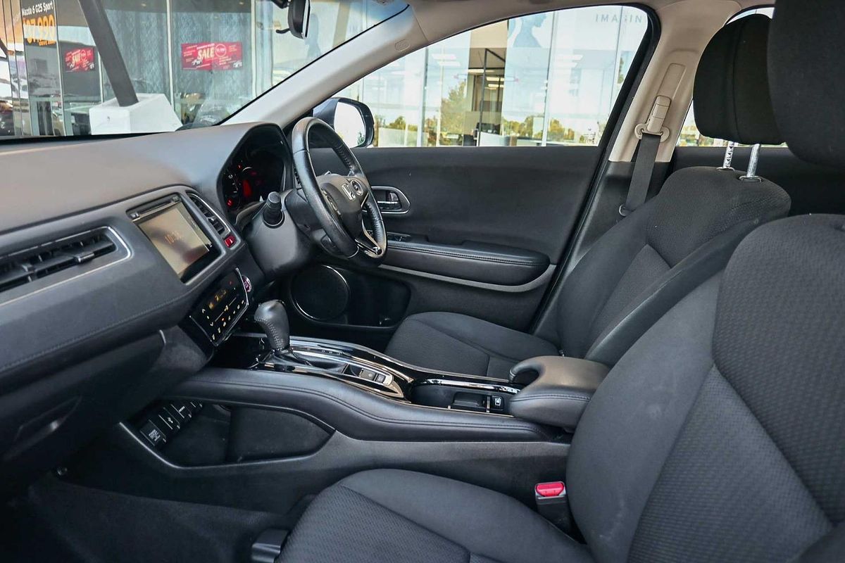2016 Honda HR-V VTi-S