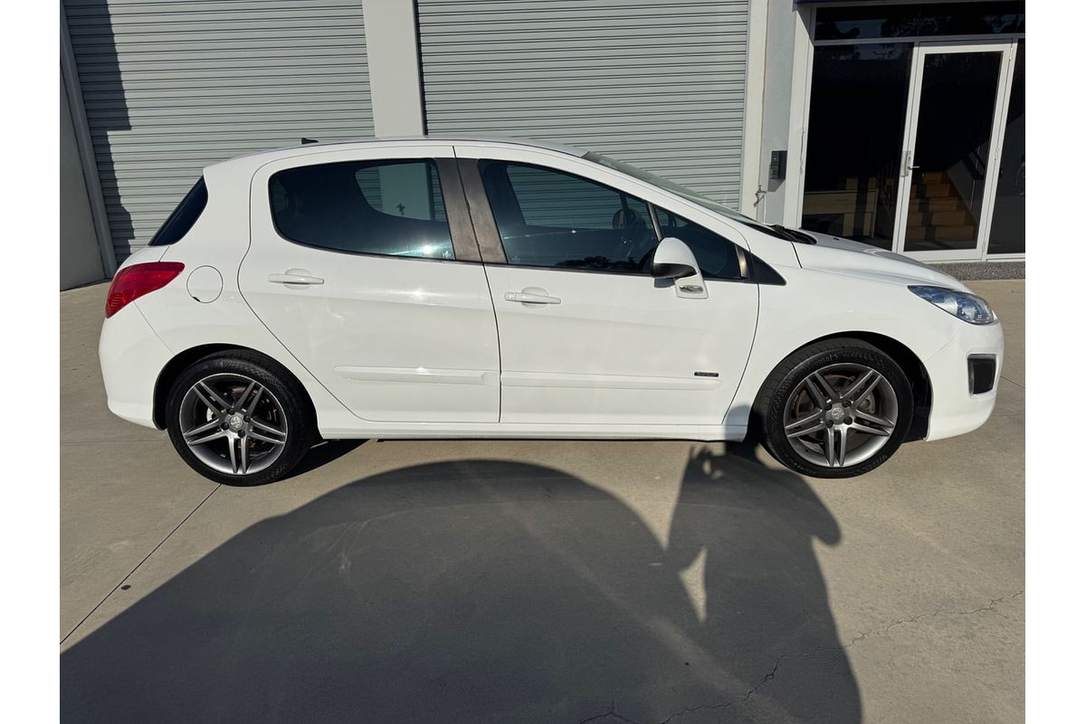 2013 Peugeot 308 Allure T7