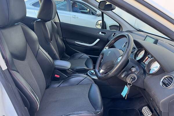 2013 Peugeot 308 Allure T7