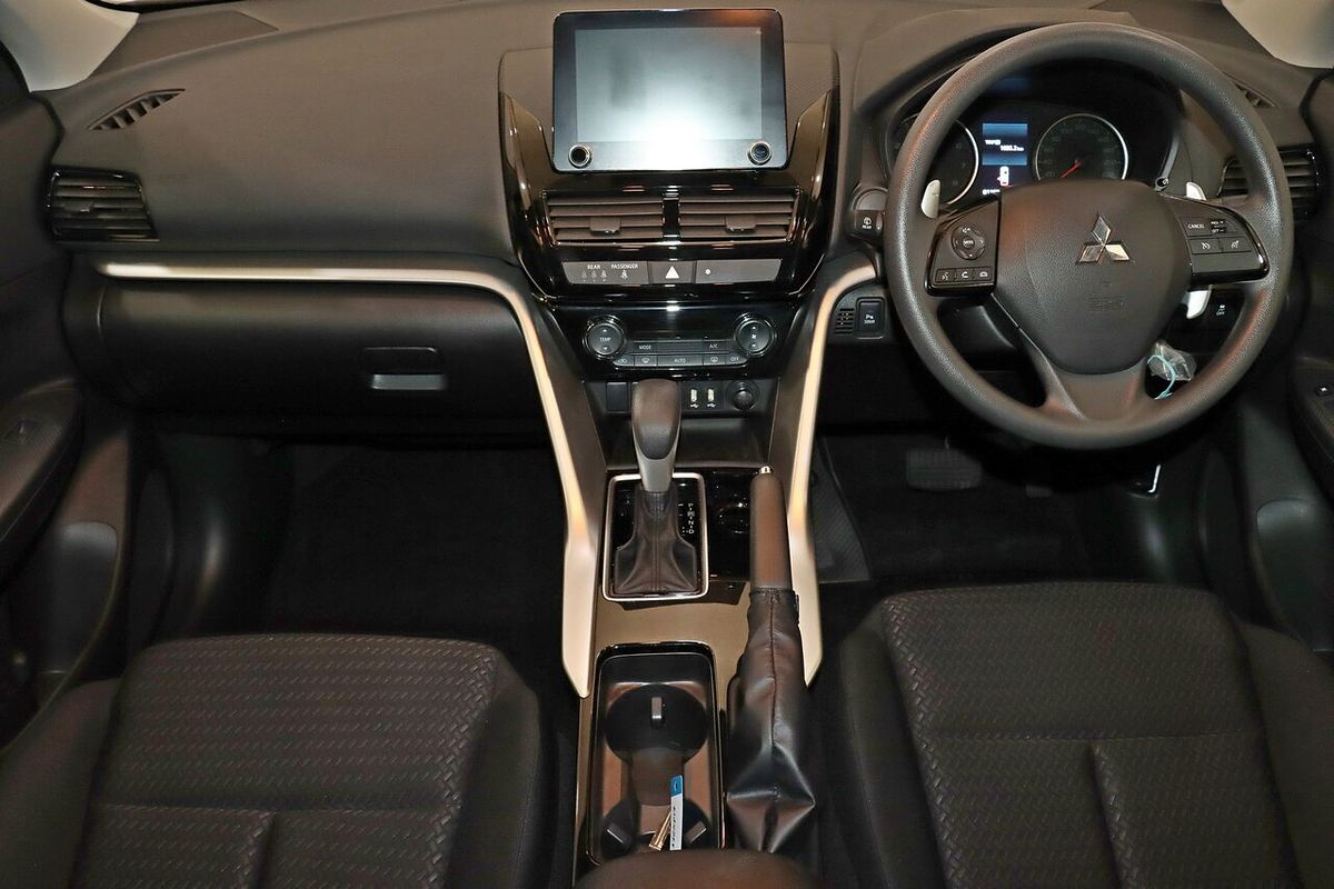 2024 Mitsubishi Eclipse Cross ES YB