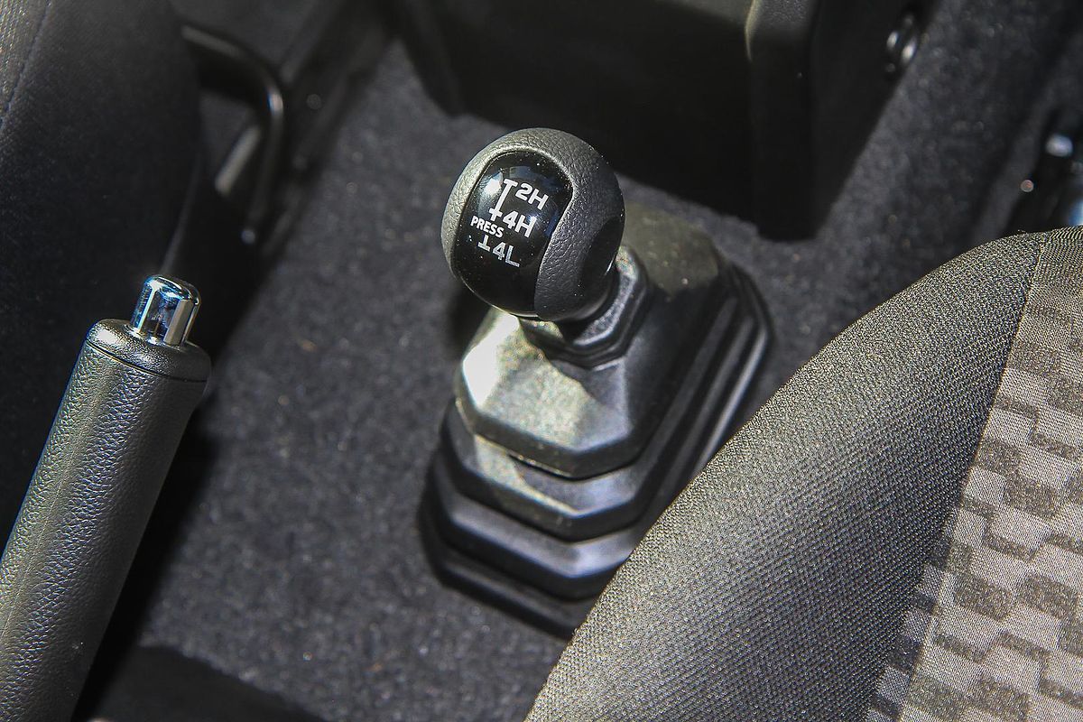 2025 Suzuki Jimny GLX GJ