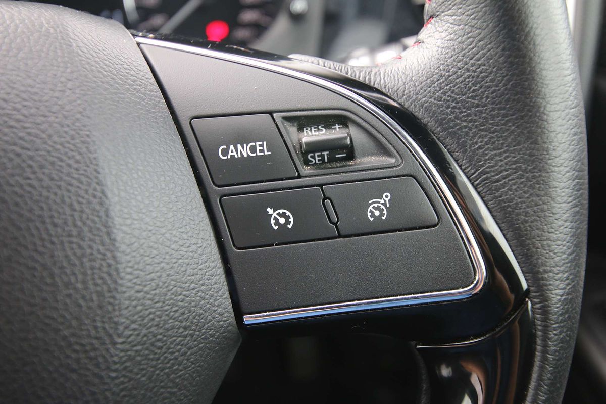 2020 Mitsubishi Outlander Black Edition ZL