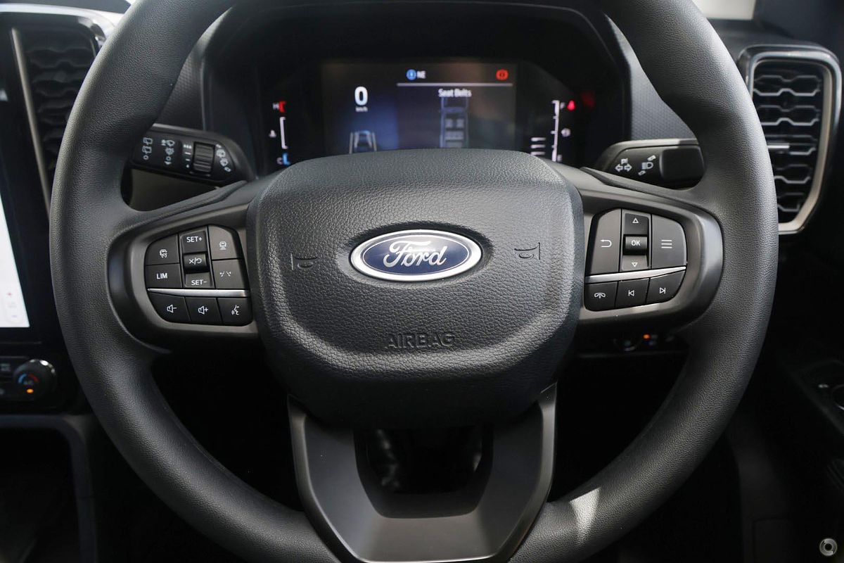 2025 Ford Everest Ambiente