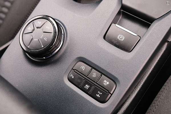 2025 Ford Everest Ambiente