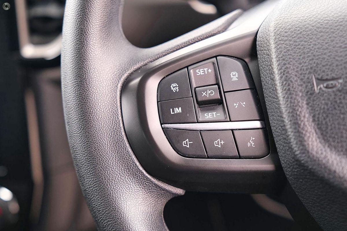 2025 Ford Everest Ambiente