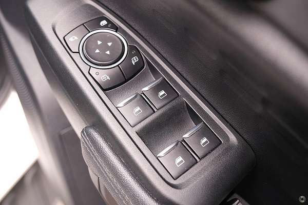2025 Ford Everest Ambiente