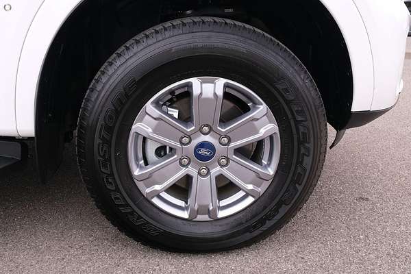 2025 Ford Everest Ambiente