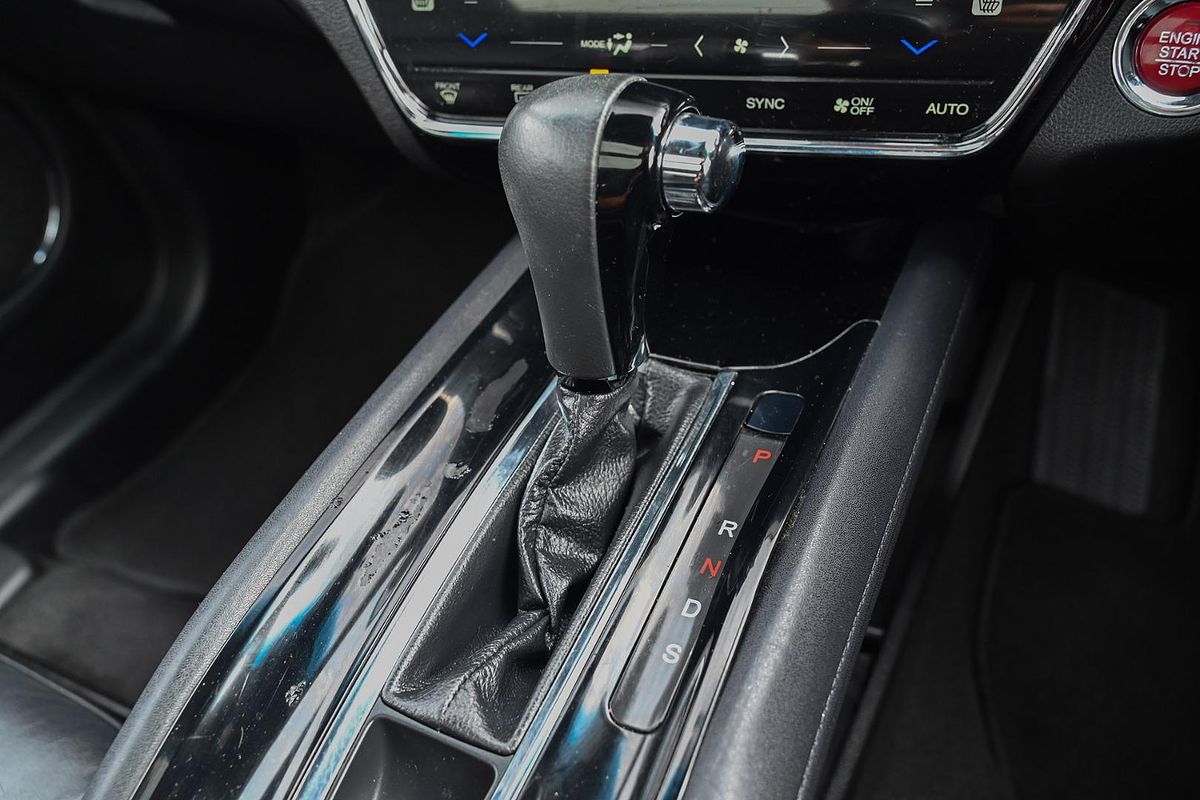 2016 Honda HR-V VTi-L