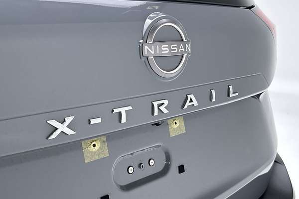 2023 Nissan X-TRAIL ST-L T33