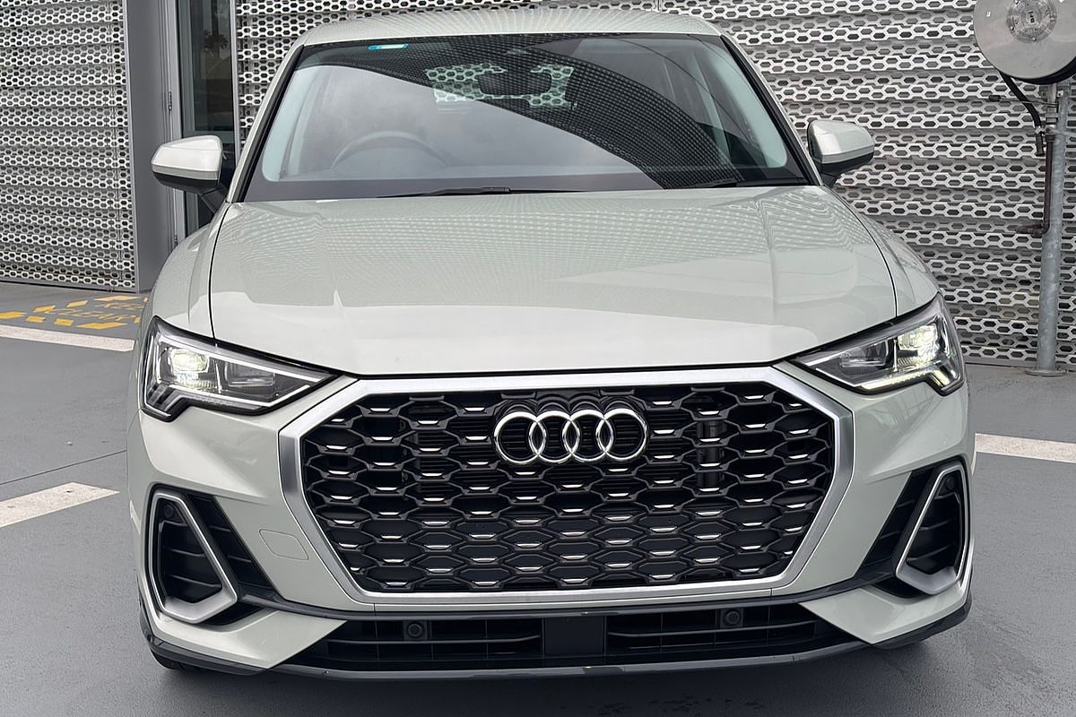 2023 Audi Q3 35 TFSI S Line F3