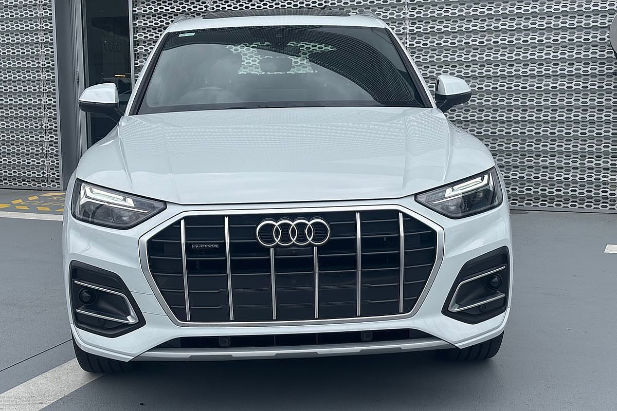 2023 Audi Q5 40 TDI Sport FY