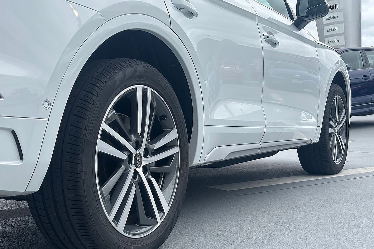 2023 Audi Q5 40 TDI Sport FY