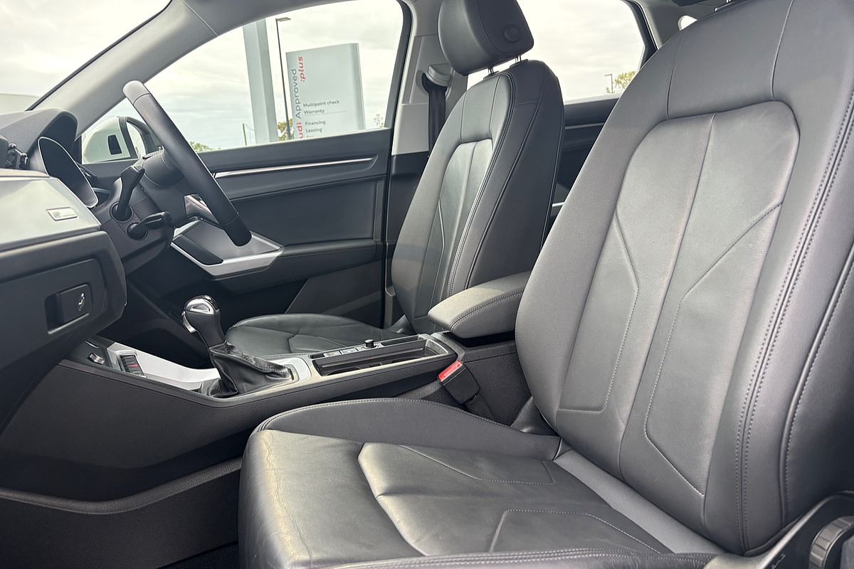 2023 Audi Q3 35 TFSI S Line F3