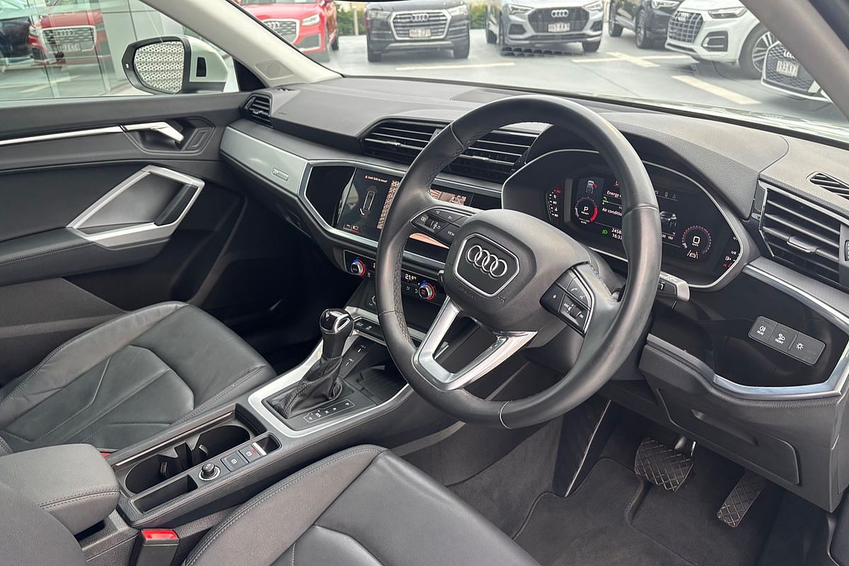 2023 Audi Q3 35 TFSI S Line F3