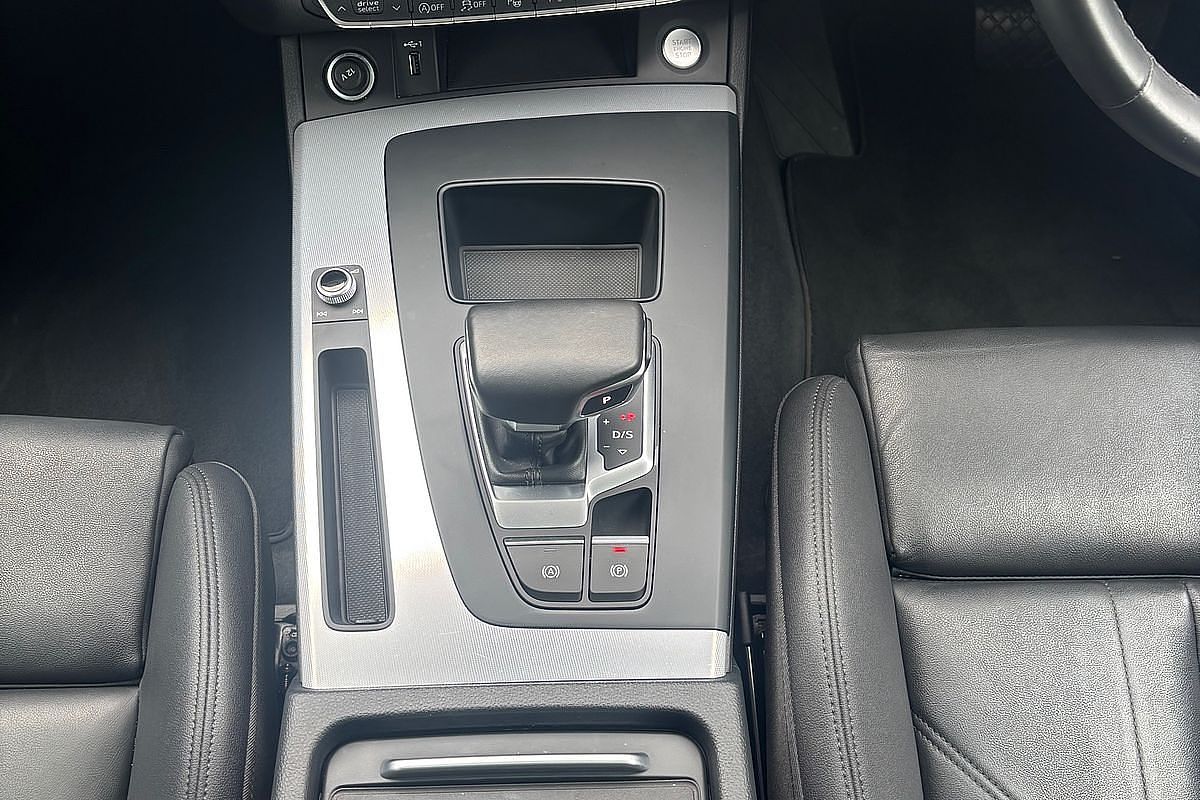 2023 Audi Q5 40 TDI Sport FY