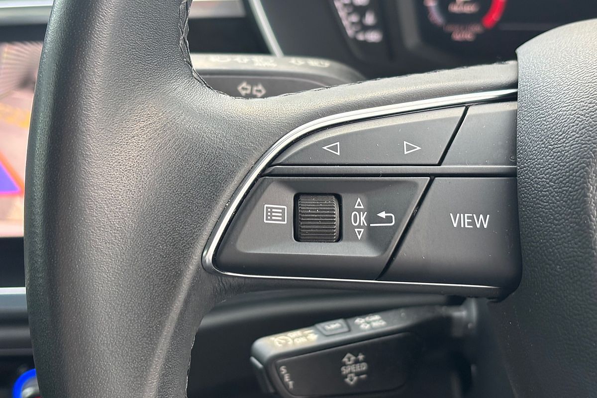 2023 Audi Q3 35 TFSI S Line F3