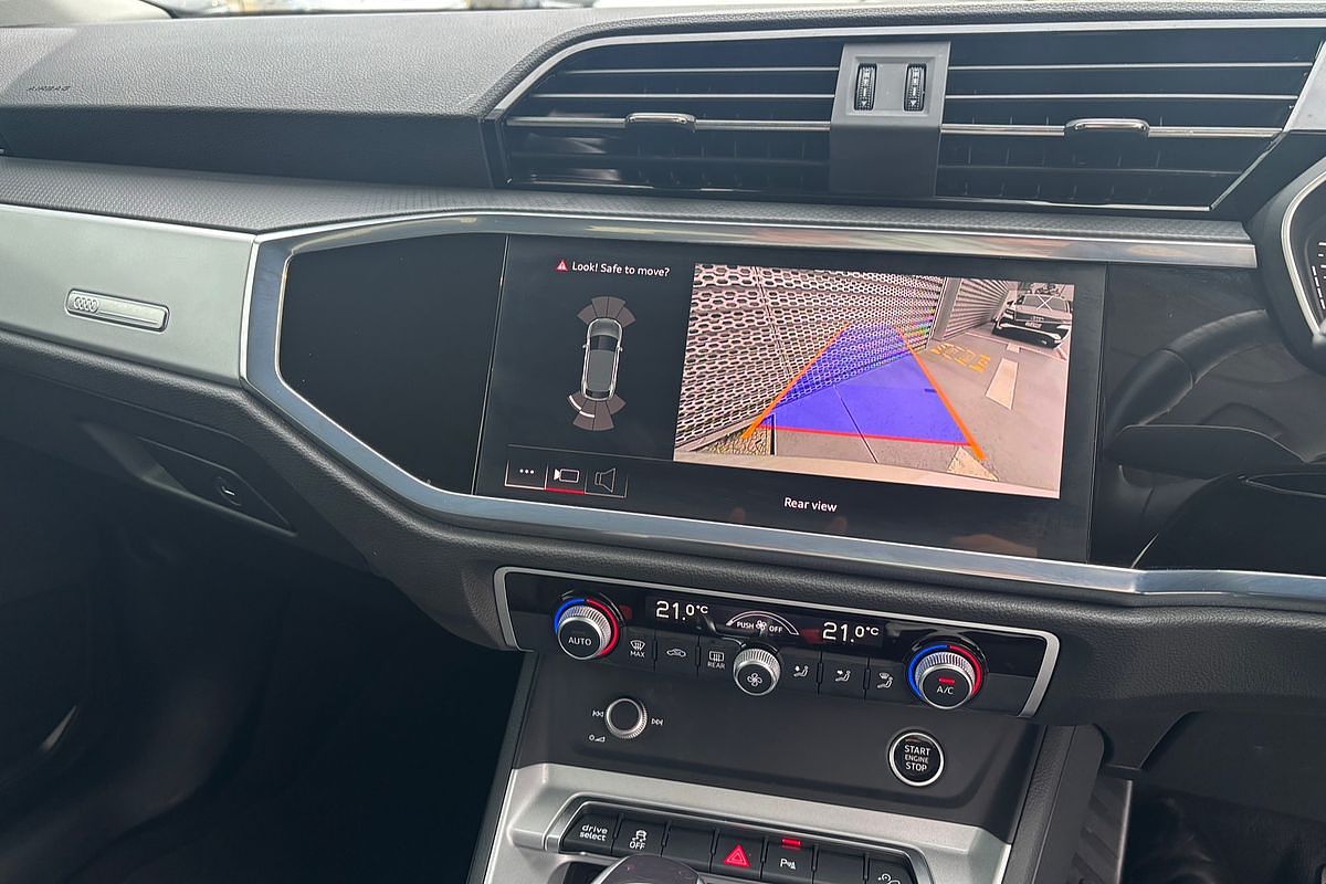 2023 Audi Q3 35 TFSI S Line F3