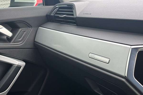 2023 Audi Q3 35 TFSI S Line F3