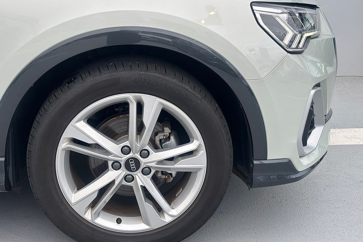 2023 Audi Q3 35 TFSI S Line F3