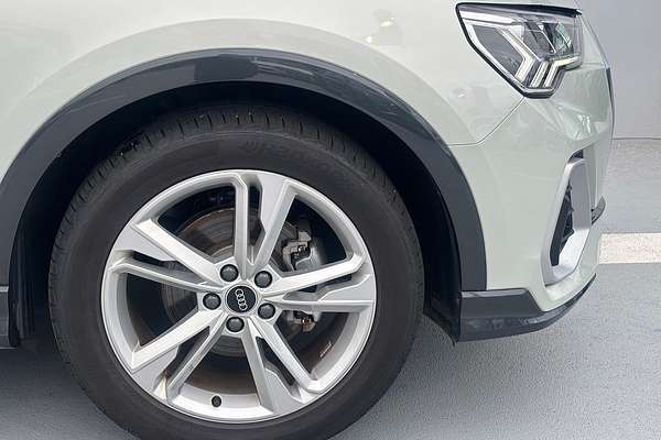 2023 Audi Q3 35 TFSI S Line F3