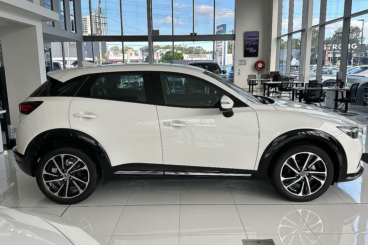 2024 Mazda CX-3 G20 Akari DK