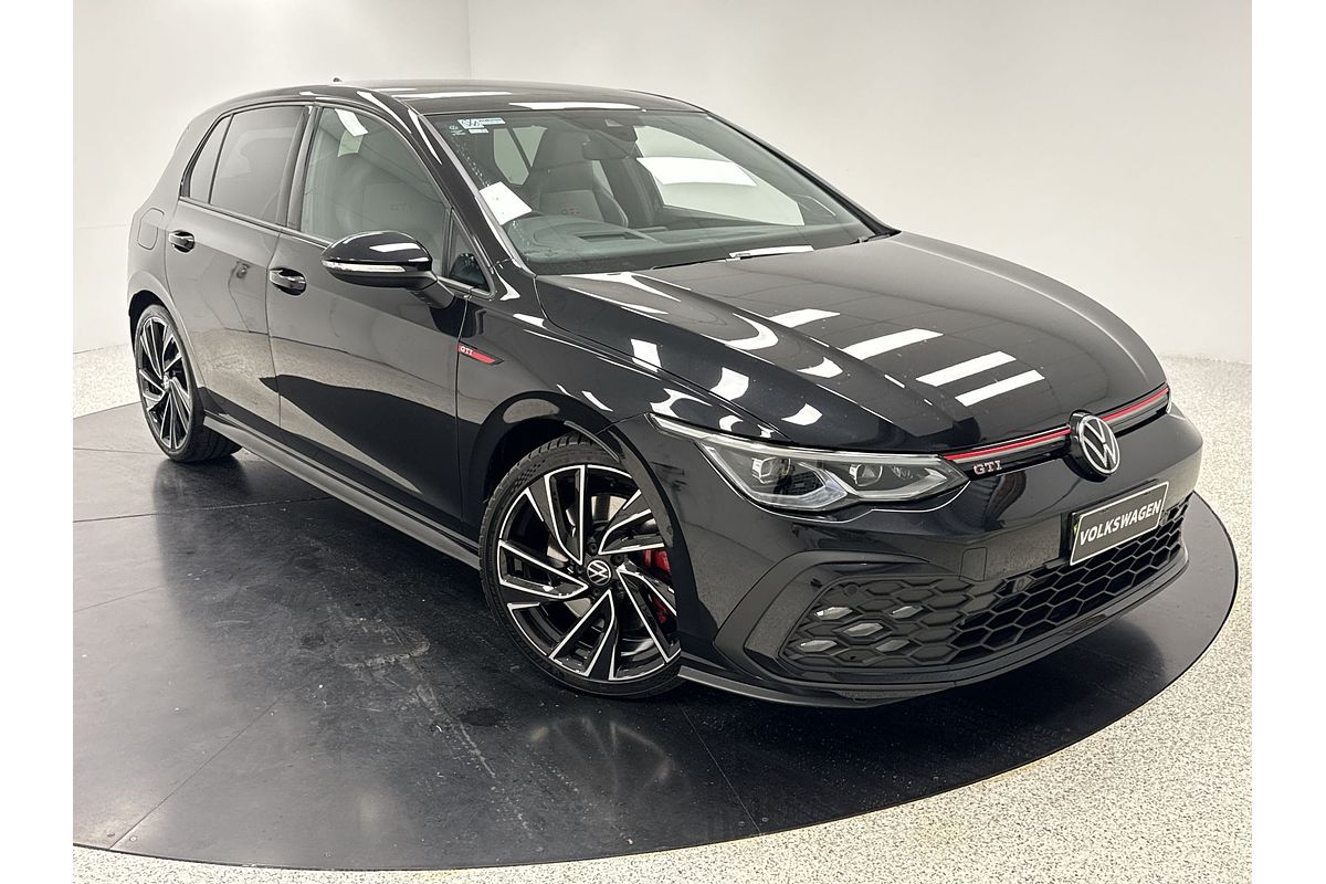 2023 Volkswagen Golf GTI 8