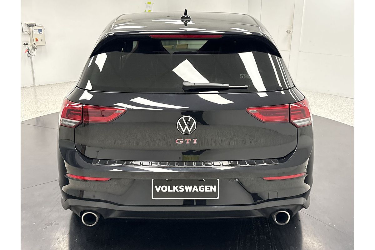 2023 Volkswagen Golf GTI 8
