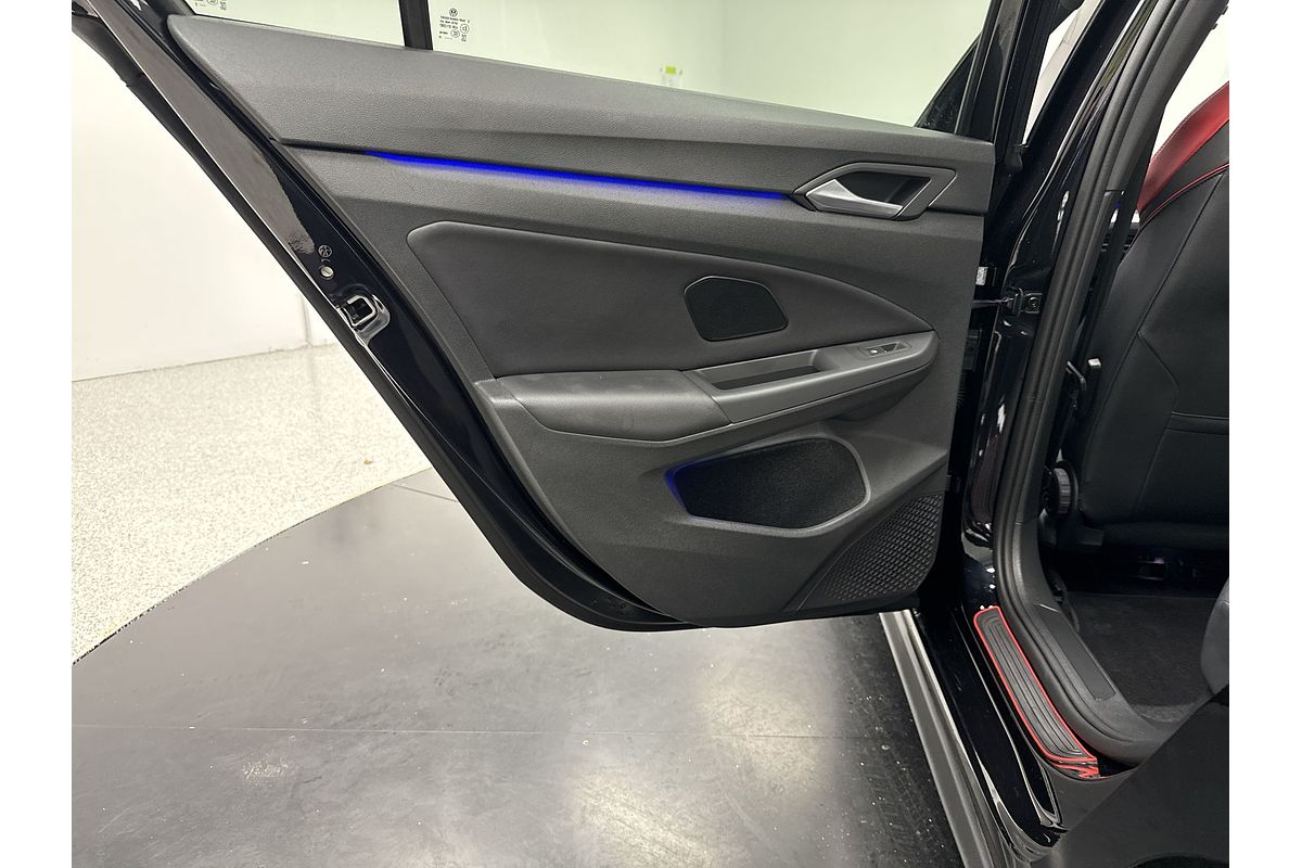 2023 Volkswagen Golf GTI 8