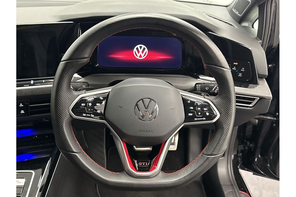 2023 Volkswagen Golf GTI 8