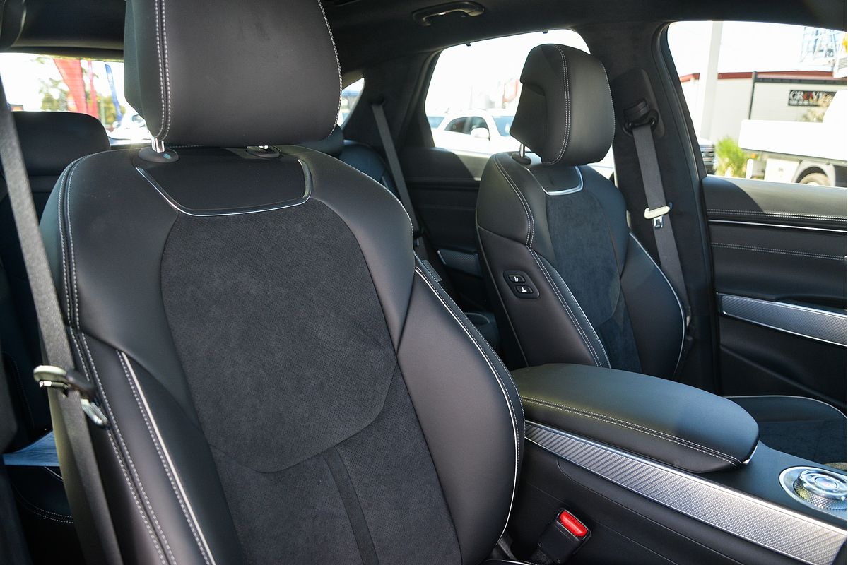2024 Genesis GV70 2.5T AWD JK.V2