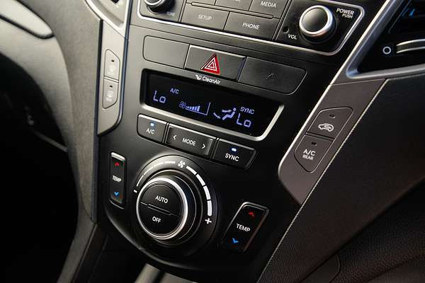 2017 Hyundai Santa Fe Active X DM3 Series II