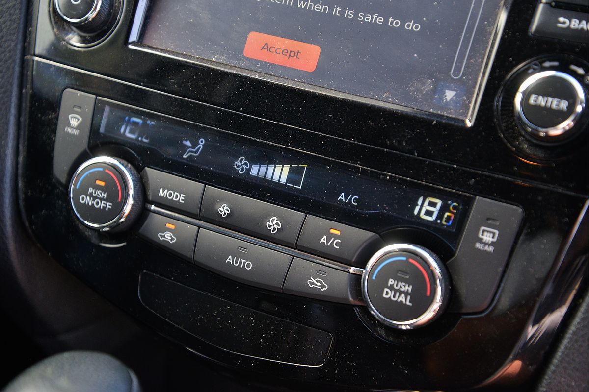 2016 Nissan X-TRAIL ST-L T32