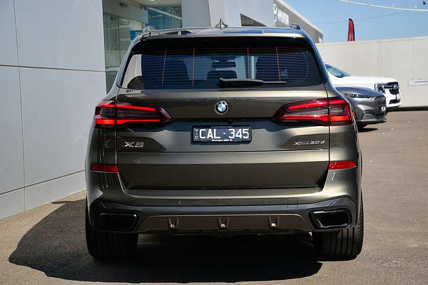 2022 BMW X5 xDrive30d M Sport G05