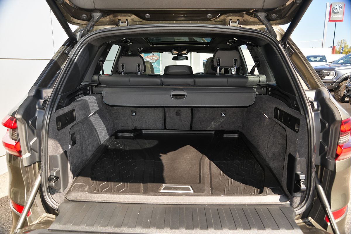 2022 BMW X5 xDrive30d M Sport G05
