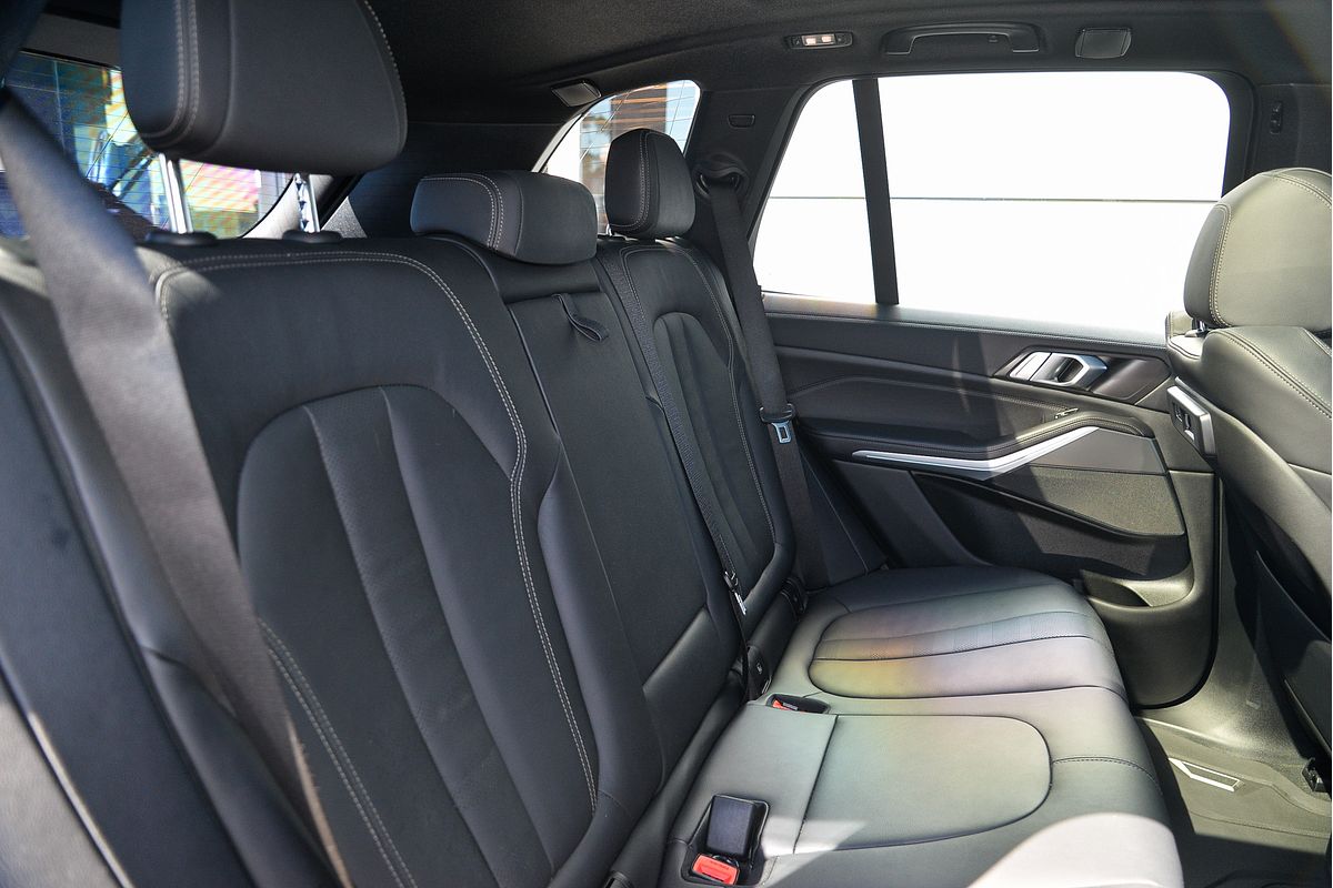 2022 BMW X5 xDrive30d M Sport G05