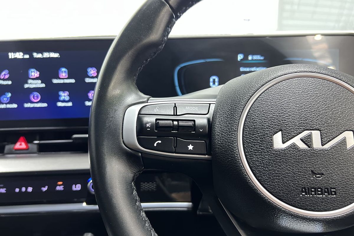2022 Kia Sportage SX NQ5