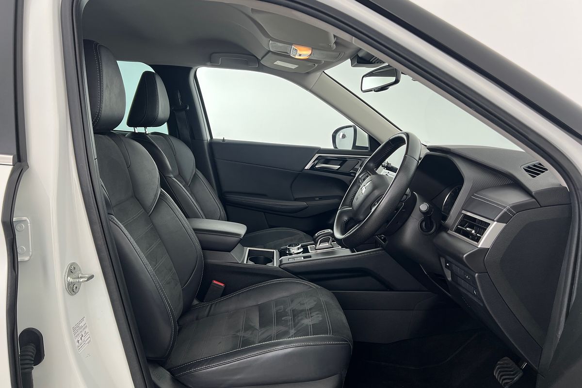2022 Mitsubishi Outlander Aspire ZM