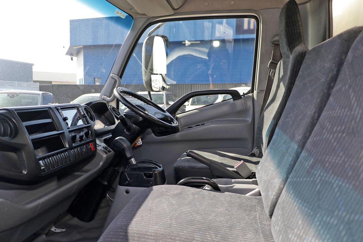2017 Hino 300 Series 616 4x2 LWB