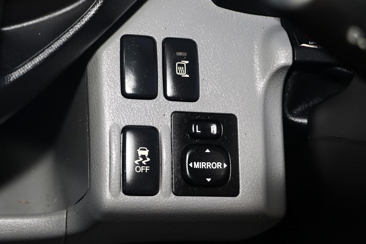 2017 Hino 300 Series 616 4x2 LWB