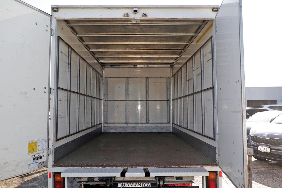 2017 Hino 300 Series 616 4x2 LWB