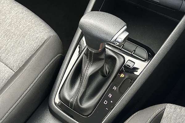 2022 Kia Stonic S YB