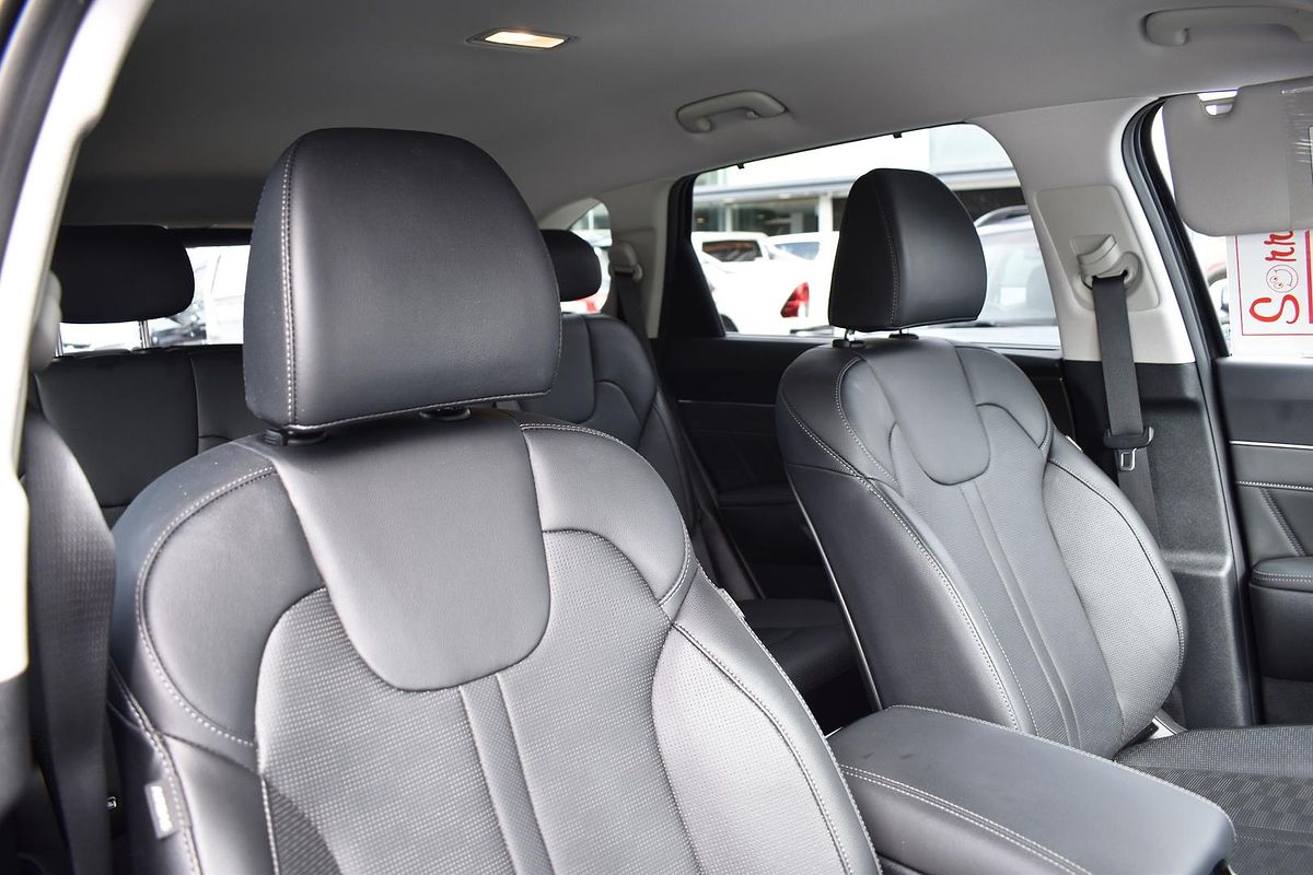 2023 Kia Sorento Sport+ MQ4 PE