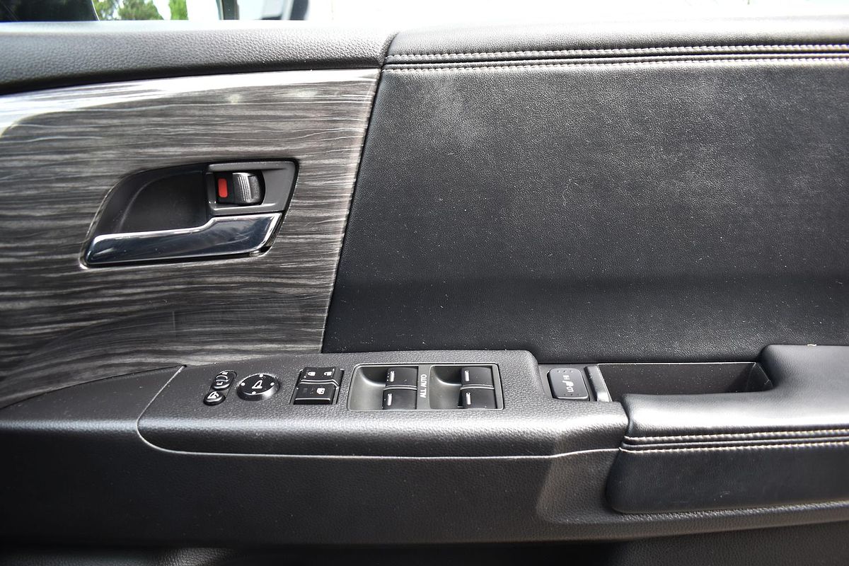2013 Honda Odyssey VTi-L 5th Gen