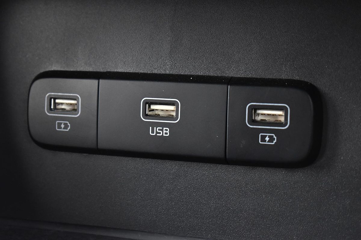 2022 Kia Carnival SLi KA4