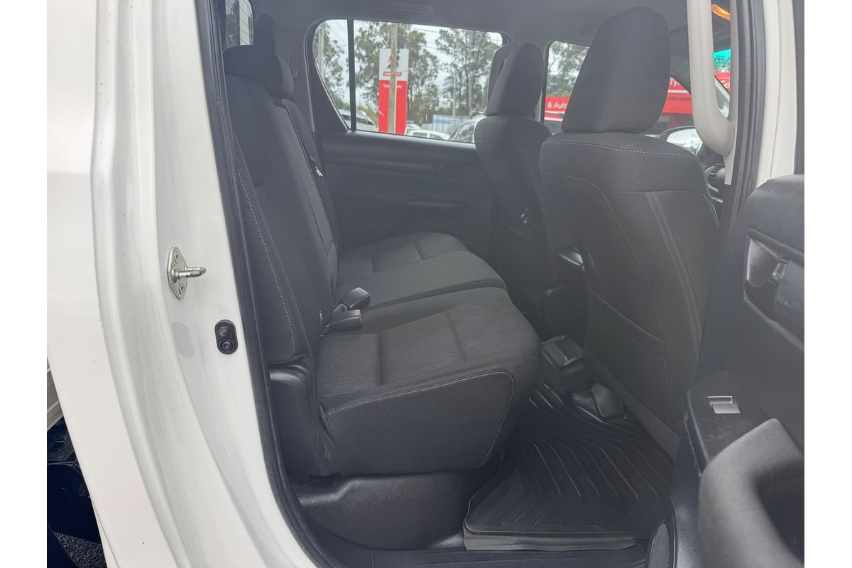 2019 Toyota Hilux SR GUN126R 4X4