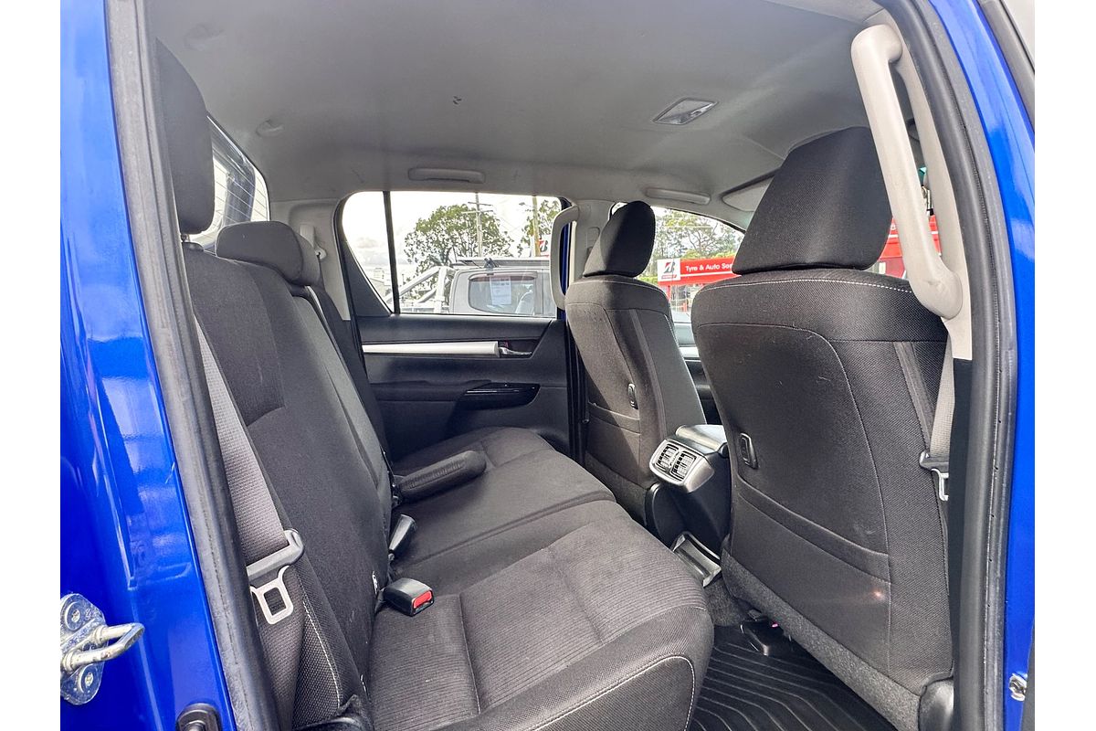 2020 Toyota Hilux SR5 GUN126R 4X4