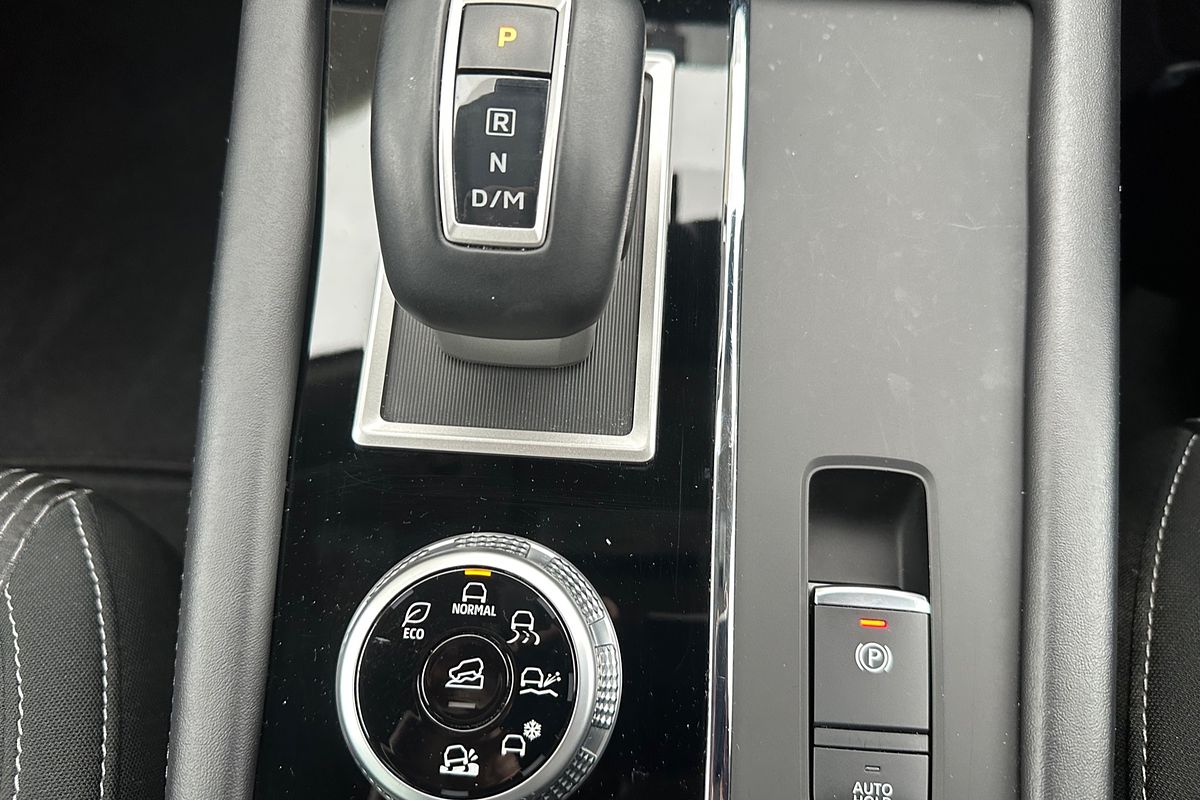 2022 Mitsubishi Outlander LS ZM