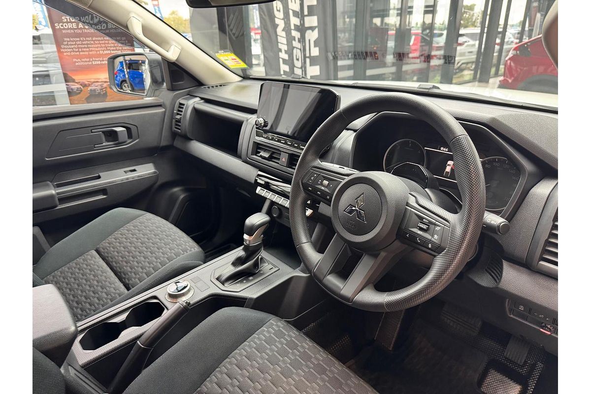 2024 Mitsubishi Triton GLX MV 4X4