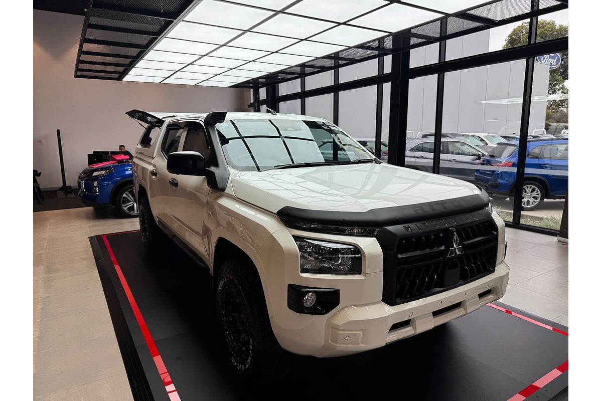 2024 Mitsubishi Triton GLX MV 4X4