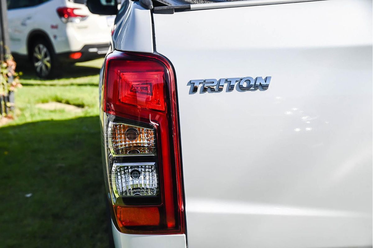 2019 Mitsubishi Triton GLS MR 4X4